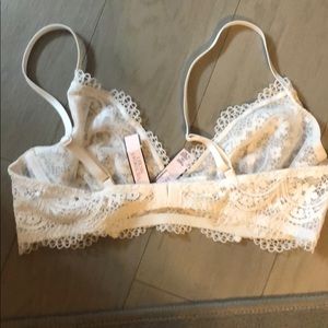 Victoria's Secret Intimates & Sleepwear - Victoria Secret bra Victoria's Secret Intimates & Sleepwear - Victoria Secret bra
